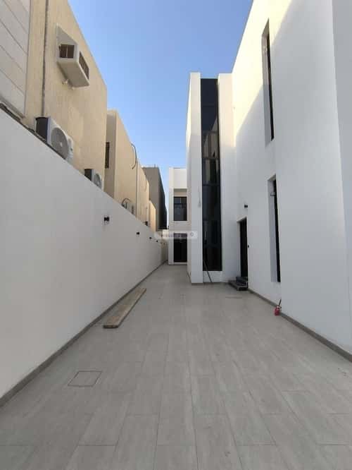 6 bedroom villa in Al Qashashiyah Al Jadid 14