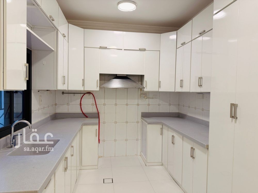 3 bedroom villa in Al Nahda, Jeddah 11