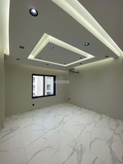 5 bedroom apartment in Al Buhayrat 10