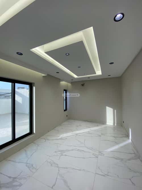 5 bedroom apartment in Al Buhayrat 3