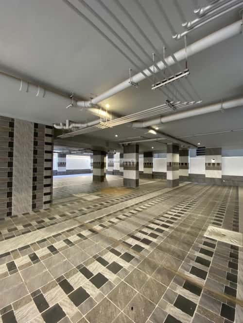 5 bedroom apartment in Al Buhayrat 8
