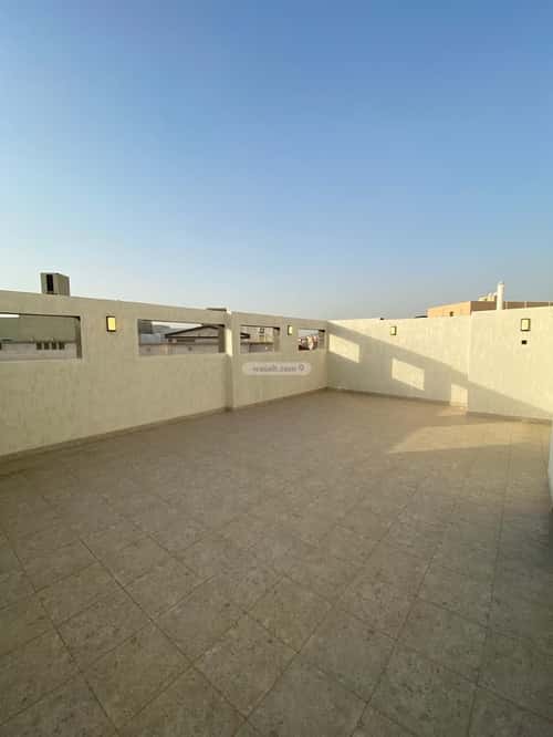 5 bedroom apartment in Al Buhayrat 12