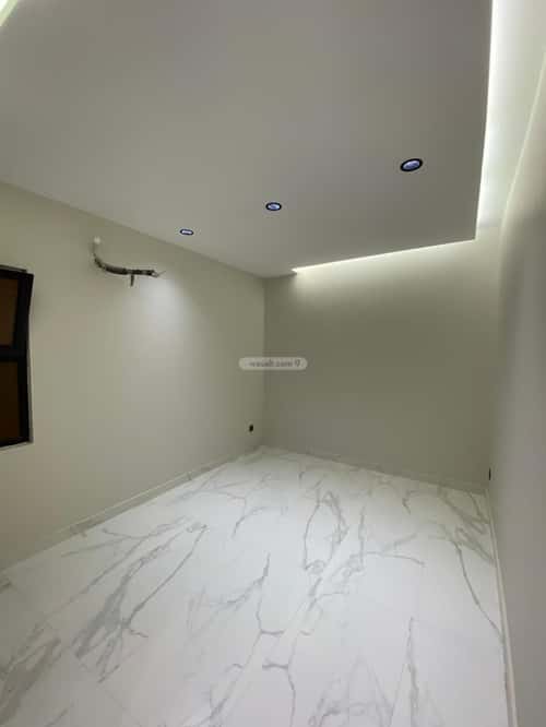 5 bedroom apartment in Al Buhayrat 6