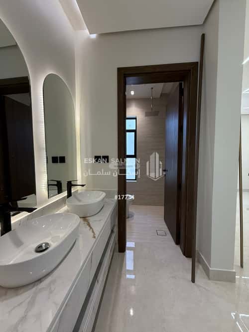 شقة 5 غرف في الخضراء 5