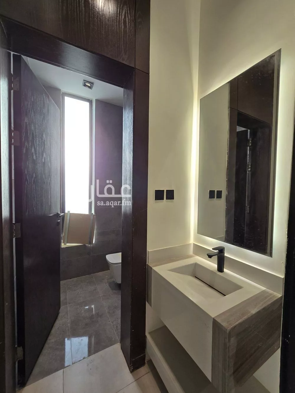 5 bedroom floor in Al Munsiyah 3