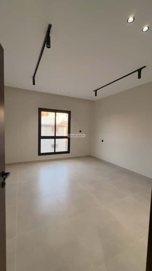 6 bedroom floor in Al Salam 1