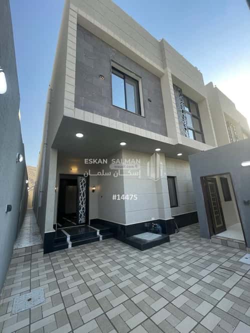 6 bedroom villa in Al Hajlah Al Jadid 17