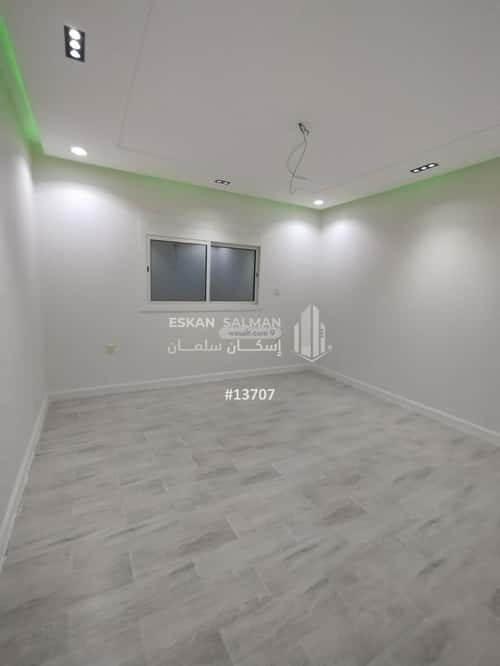 5 bedroom villa in Al Nawariyyah 2