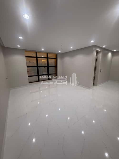 7 bedroom villa in Al Shamiyah Al Jadid 11