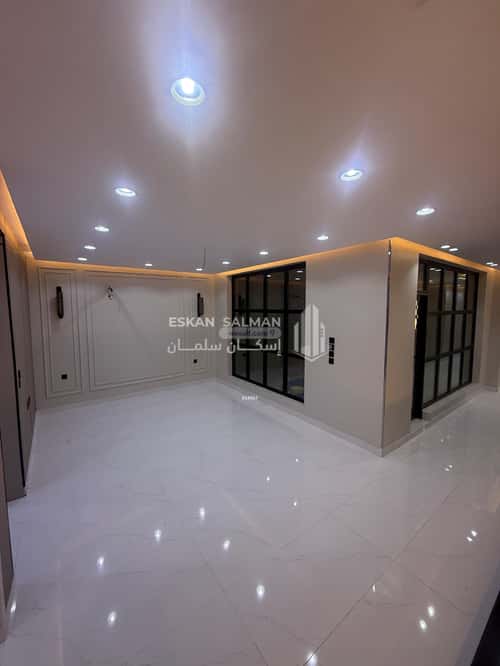 8 bedroom villa in Al Shamiyah Al Jadid 3