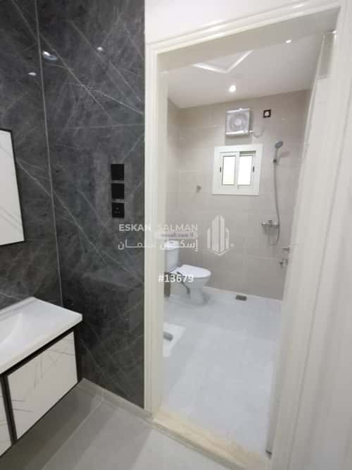 5 bedroom apartment in Al Buhayrat 8