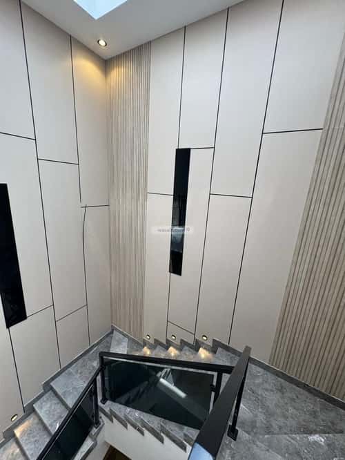 6 bedroom villa in Al Qashashiyah Al Jadid 2