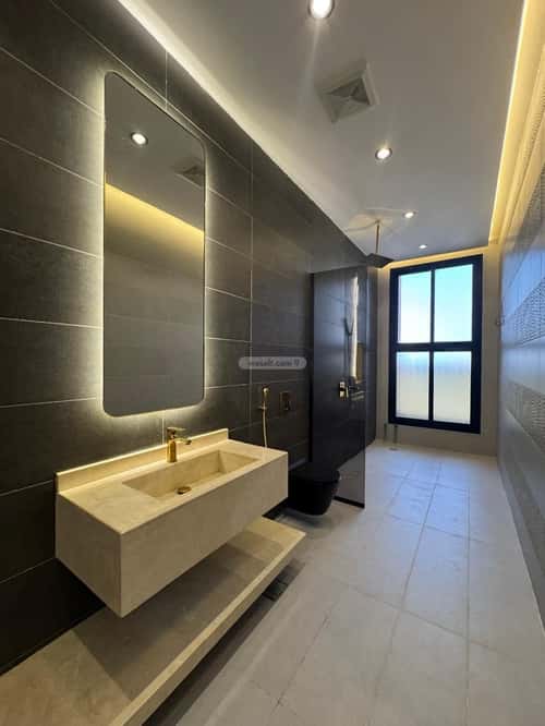 6 bedroom villa in Al Qashashiyah Al Jadid 2