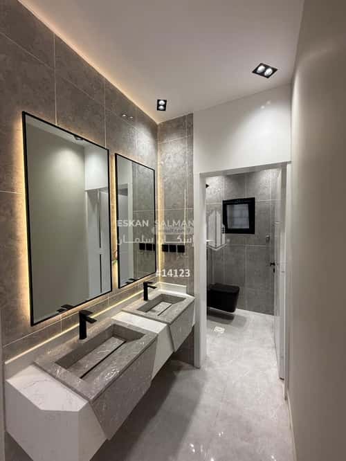 8 bedroom villa in Al Rashidiyyah 3