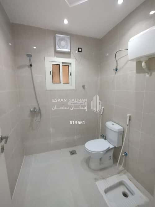 5 bedroom apartment in Al Buhayrat 3