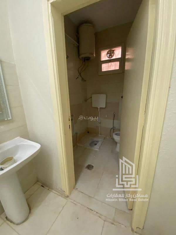 4 bedroom apartment in Al Rawabi, Riyadh 13