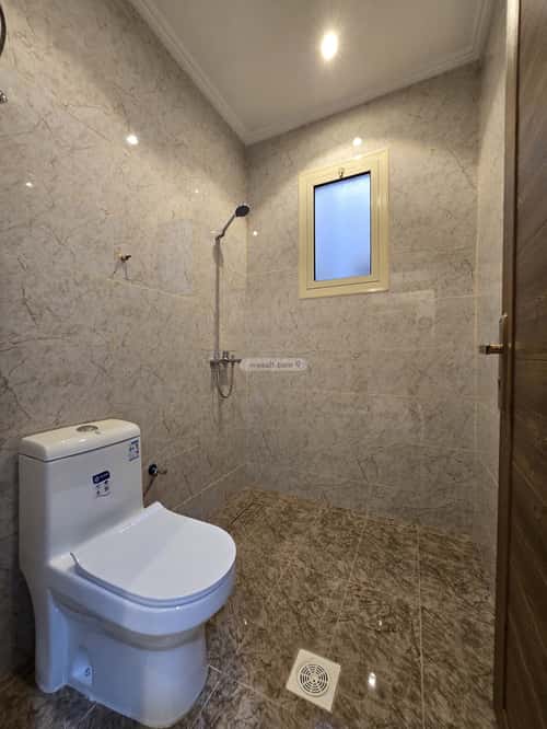 4 bedroom apartment in Al Sharayea 4