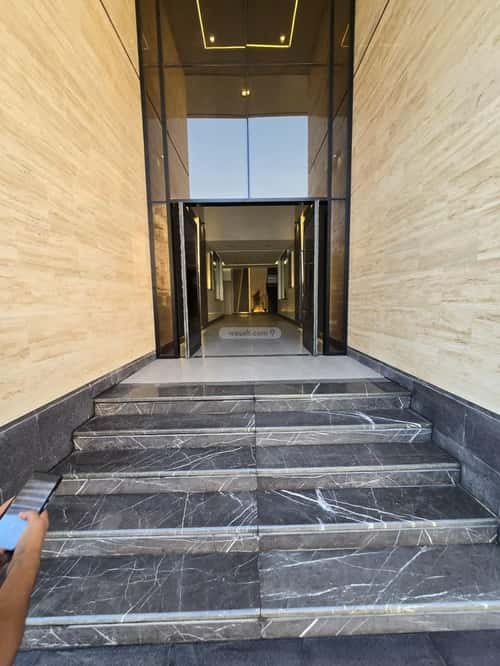 5 bedroom apartment in Batha Quraysh 5