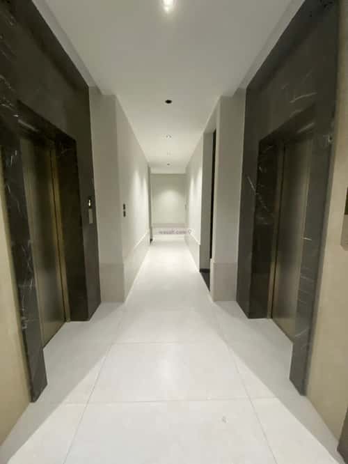 5 bedroom apartment in Batha Quraysh 1