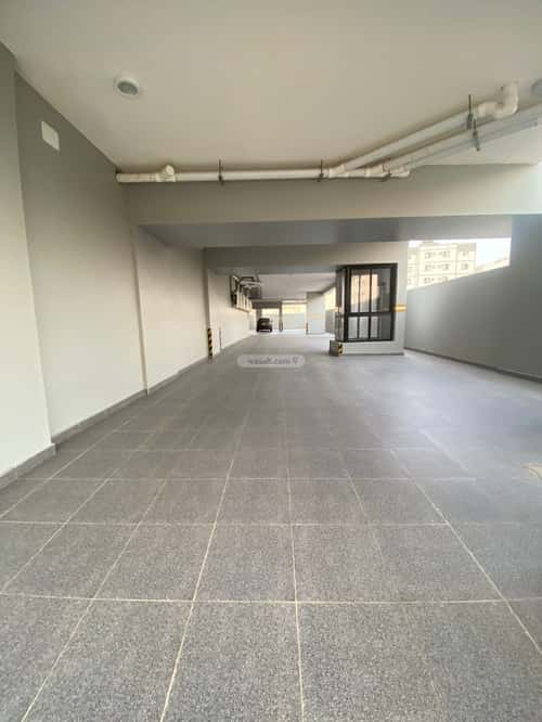 5 bedroom apartment in Batha Quraysh 3