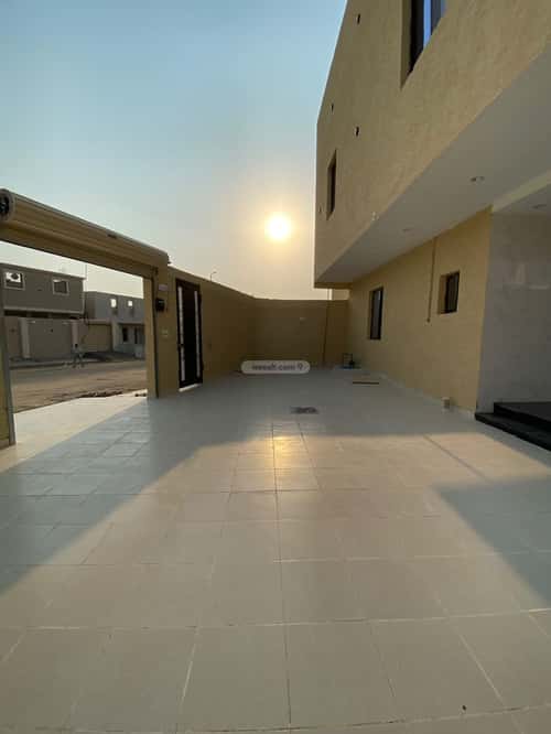 7 bedroom villa in Al Ukayshiyyah 3