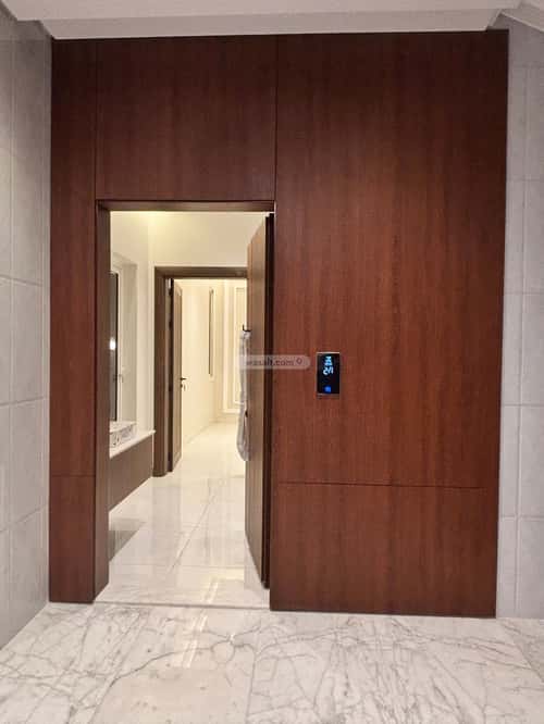 5 bedroom apartment in Al Shawqiyyah 5