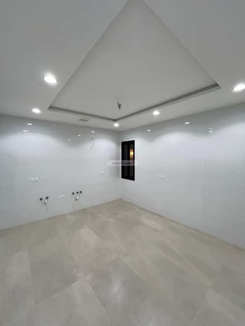 9 bedroom villa in Al Shamiyah Al Jadid 4