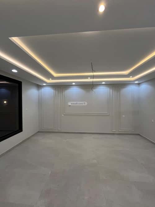 9 bedroom villa in Al Shamiyah Al Jadid 18