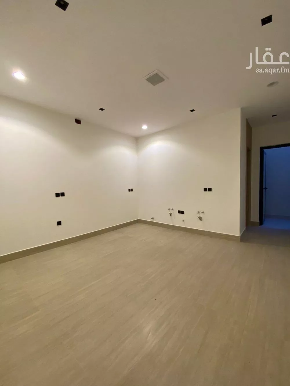 4 bedroom villa in Al Mahdiyyah, Riyadh 6