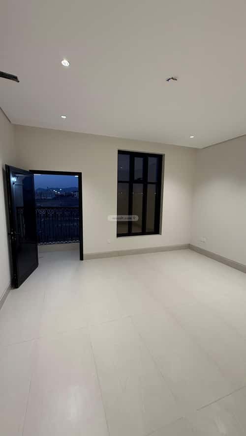 8 bedroom villa in Al Rawabi, Madinah 5