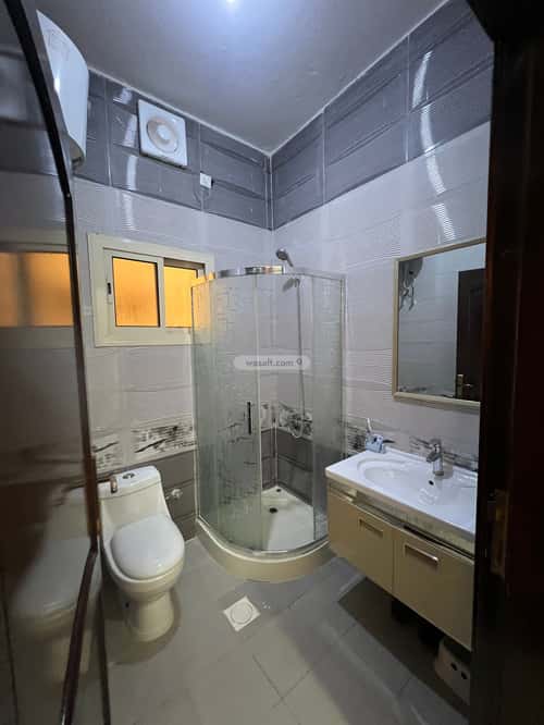 6 bedroom villa in King Fahd 2
