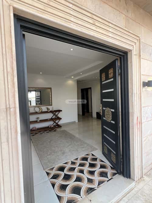 6 bedroom villa in King Fahd 4