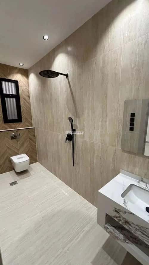 6 bedroom villa in Al Difa 3