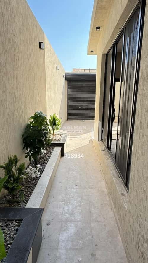 8 bedroom villa in Shawran 7