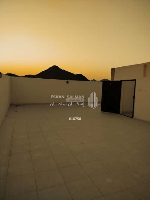 5 bedroom apartment in Al Salam 8
