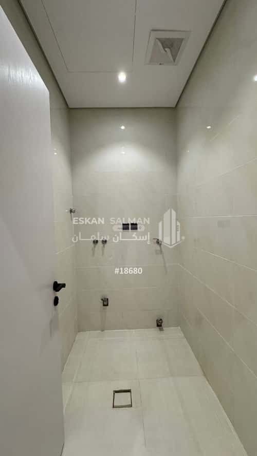 7 bedroom apartment in Warqan 13
