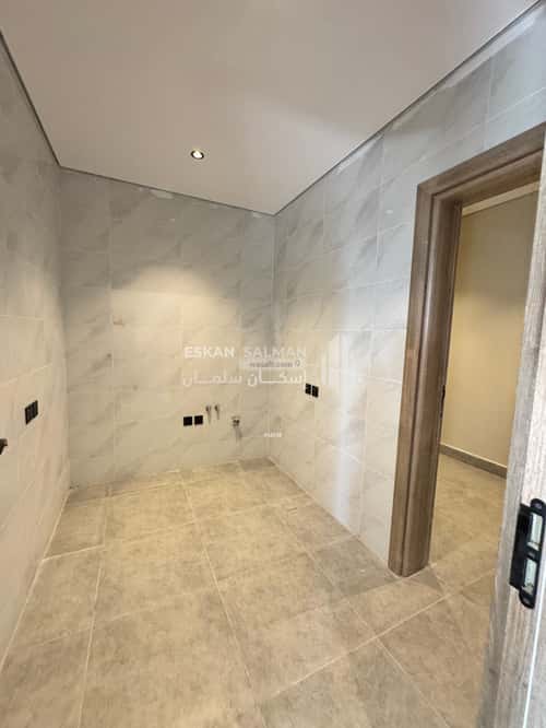 6 bedroom villa in Al Sakb 12