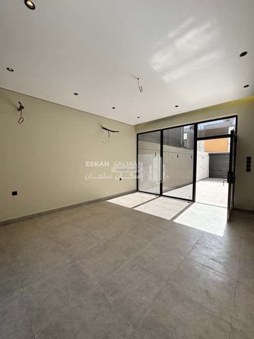 6 bedroom villa in Al Sakb 3