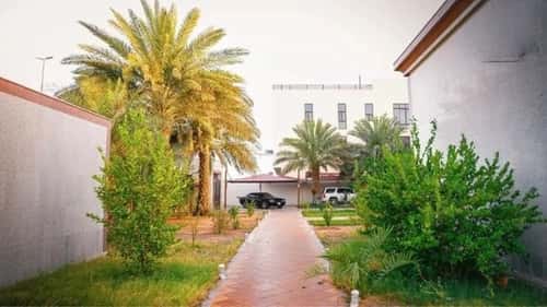 10 bedroom villa in Al Difa 5