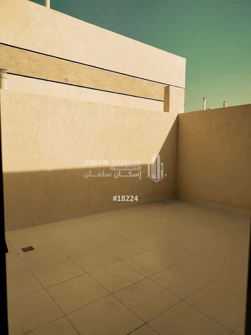 9 bedroom villa in Al Difa 12