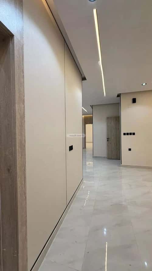 5 bedroom apartment in Al Difa 2