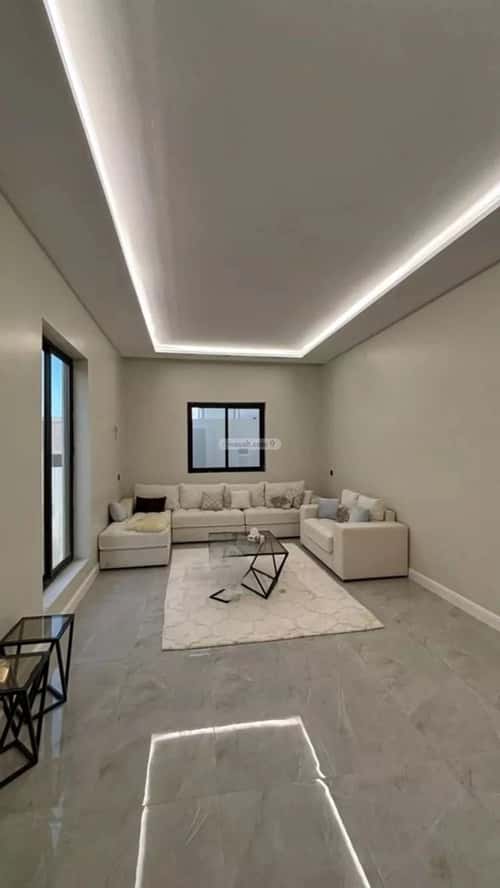 8 bedroom villa in Al Sinaiyah 4