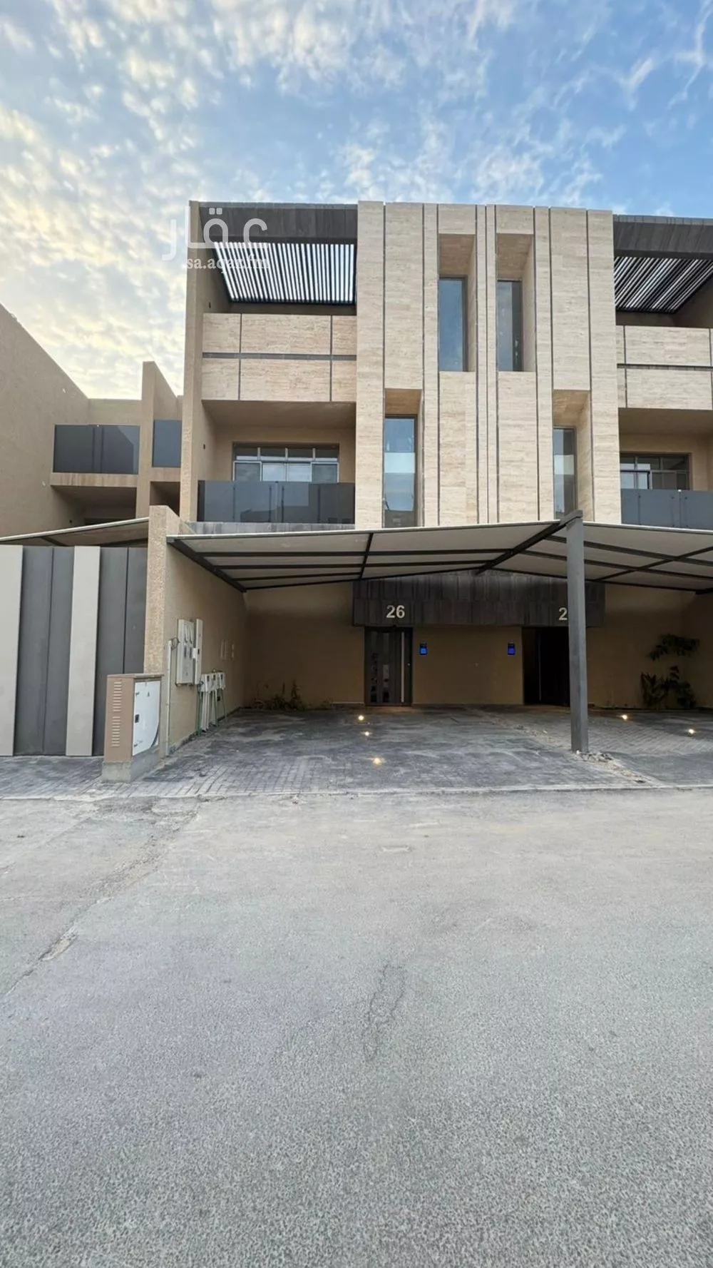 4 bedroom floor in Al Aridh 2