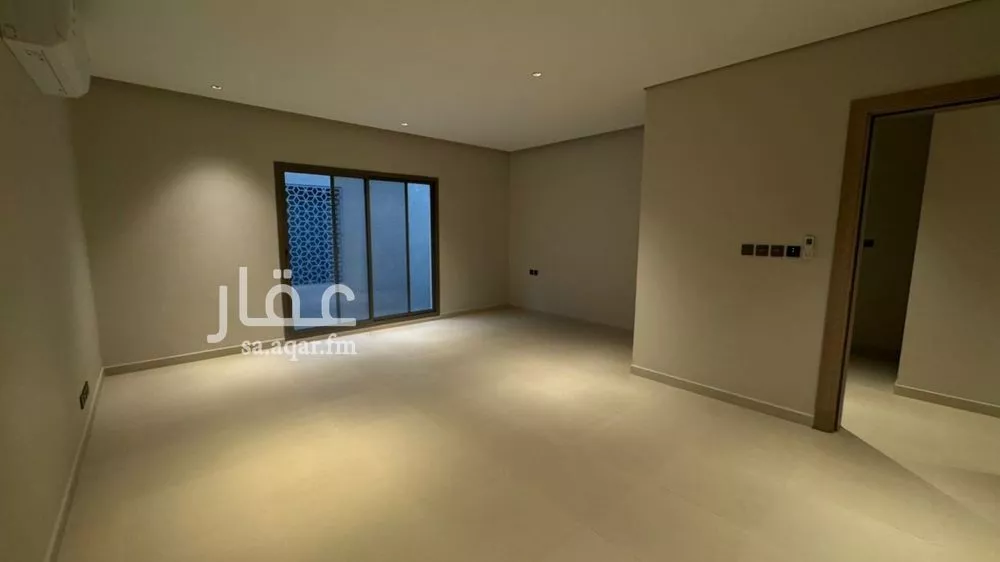 4 bedroom floor in Al Aridh 22