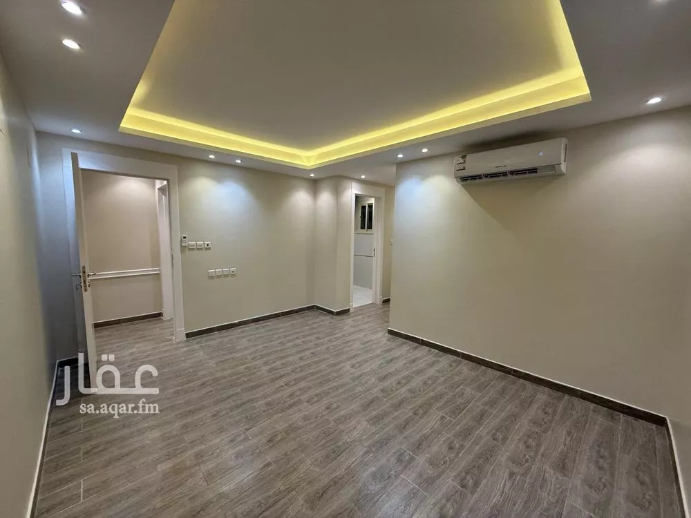 6 bedroom apartment in Dhahrat Laban 4