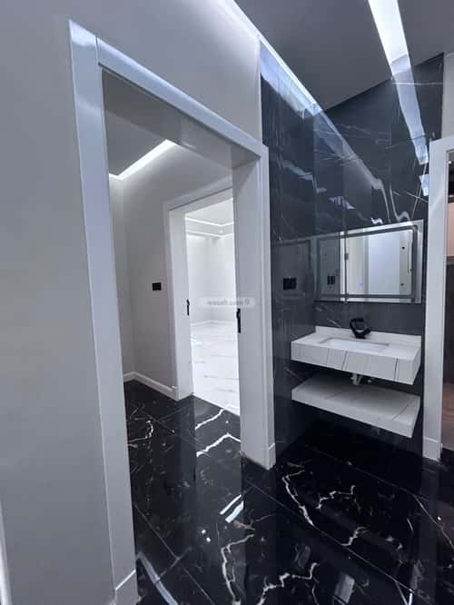 7 bedroom floor in Al Duwaykhilah 3