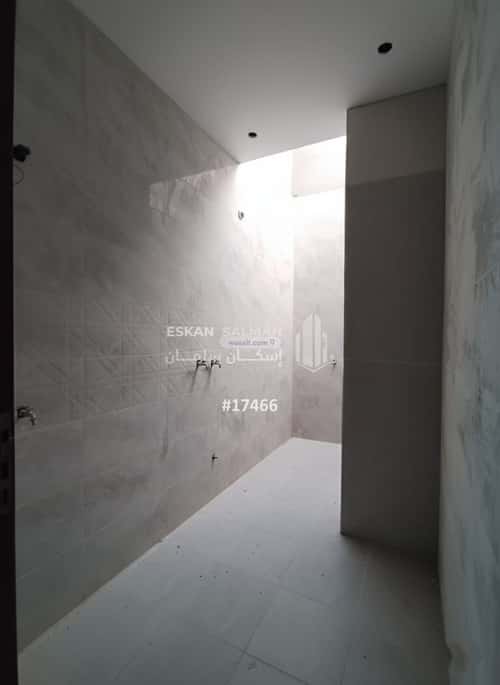 4 bedroom floor in Industrial City 6
