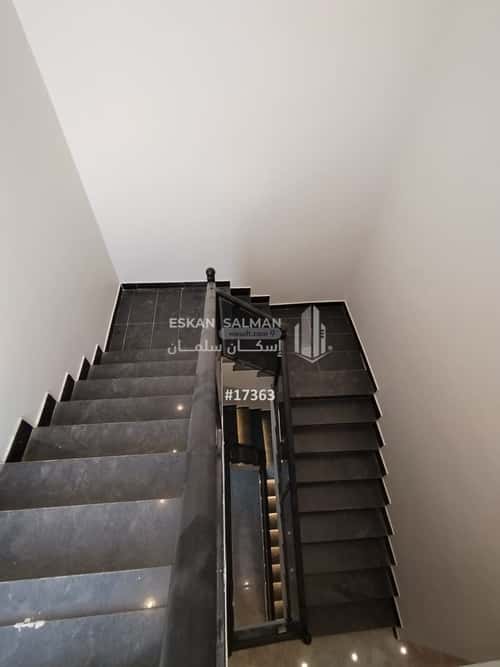 6 bedroom villa in Industrial City 2