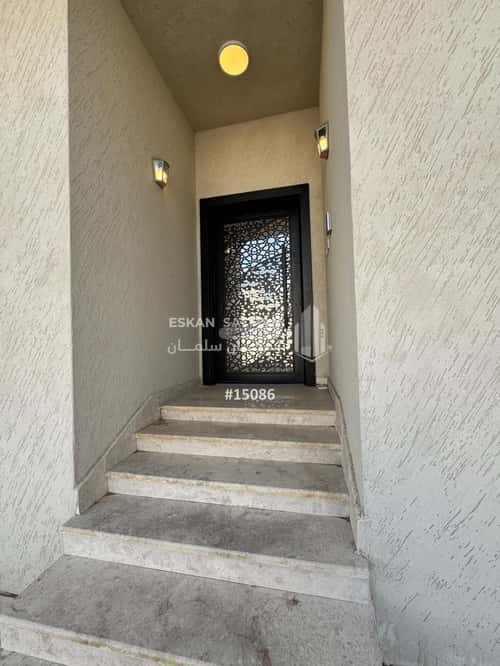 6 bedroom apartment in Al Difa 12