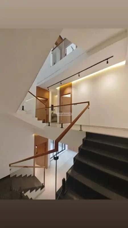 7 bedroom villa in Al Ranuna 1